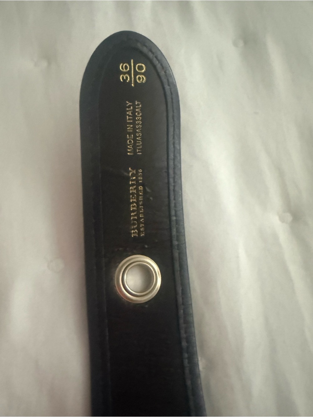 Burberry Black Leather Belt with Classic Check and Gold Buckle - Picture 4 of 7